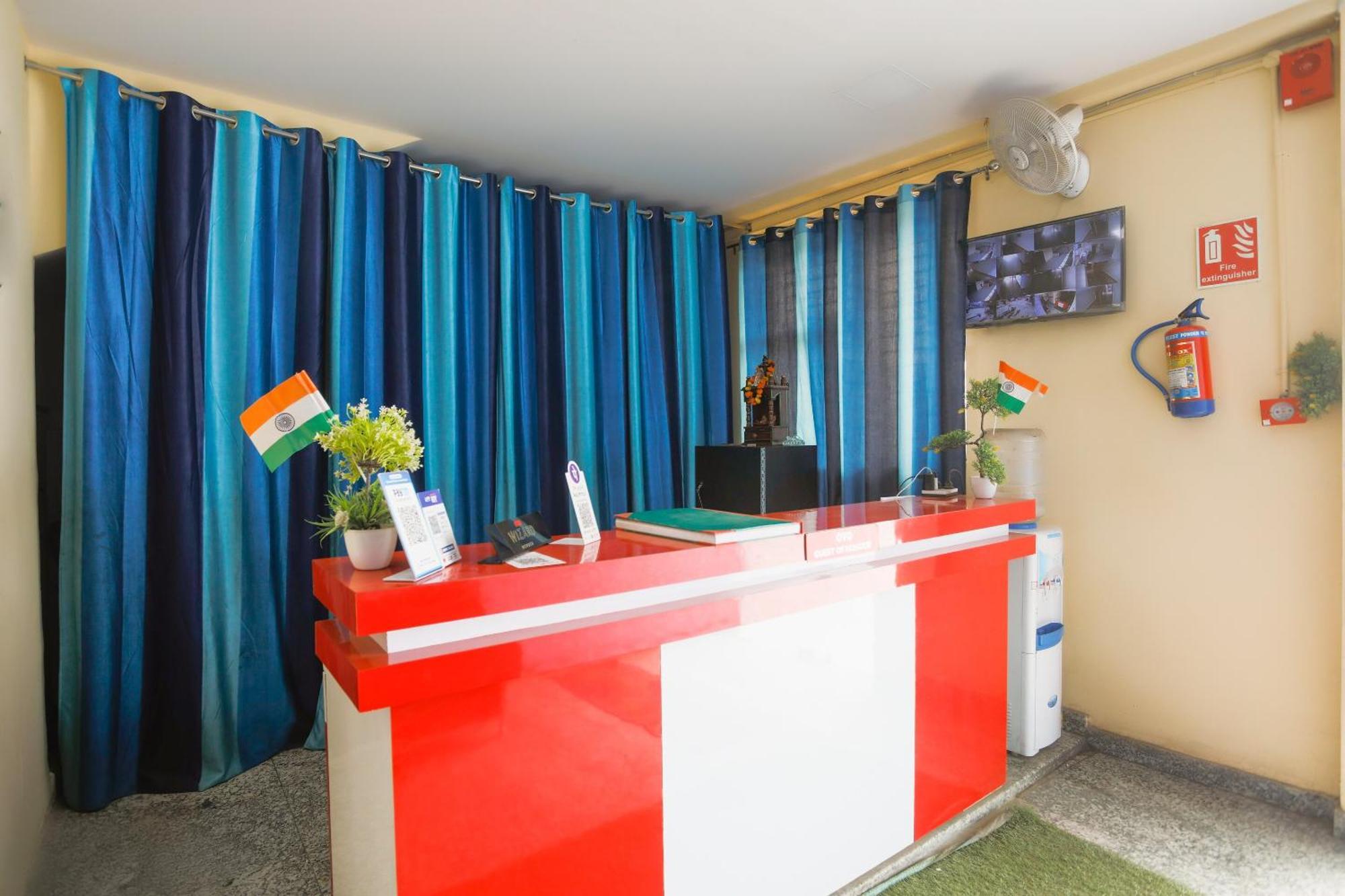 Diamond Imperial Hotel Noida Exterior photo